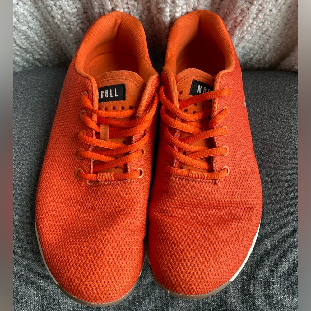 Men’s orange NOBULL Super Fabric size 9.5 training shoe